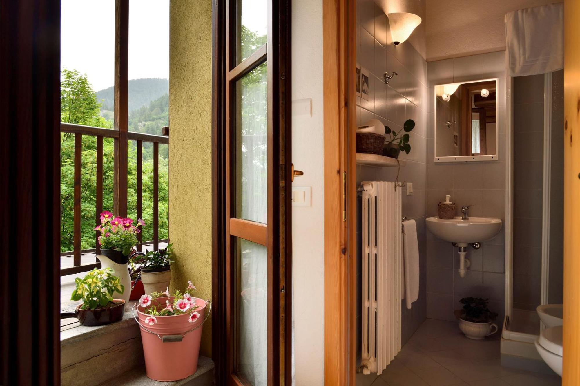 Rifugio Lou Lindal Hotel Canosio Ngoại thất bức ảnh